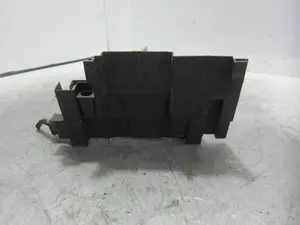 Foto de CAJA RELES / FUSIBLES RENAULT CLIO III 1.2 (75 CV / 55 KW) referencia 403880552R foto 4