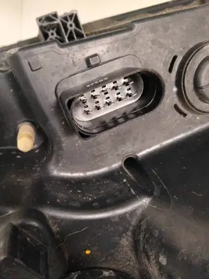 Foto de PILOTO DELANTERO IZQUIERDO SIN MARCA SIN MODELO referencia BK3113D153B foto 3