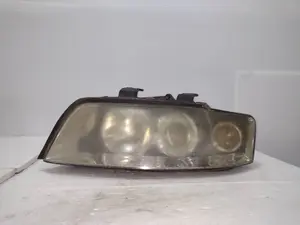 Foto de FARO IZQUIERDO AUDI A4 AVANT (8E) referencia 8E0941003AQ