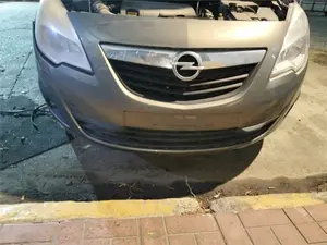 Foto de REFUERZO PARAGOLPES DELANTERO OPEL MERIVA B