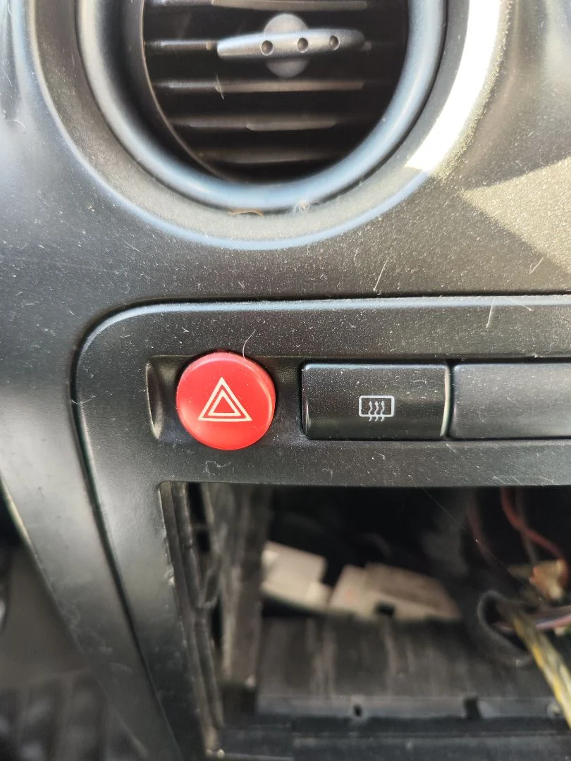 Foto de WARNING SEAT IBIZA (6L1) 1.9 TDI (101 CV / 74 KW)