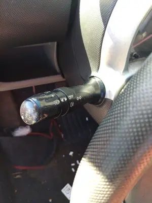 Foto de MANDO INTERMITENTES PEUGEOT 107 1.0 CAT (384F) (68 CV / 50 KW)