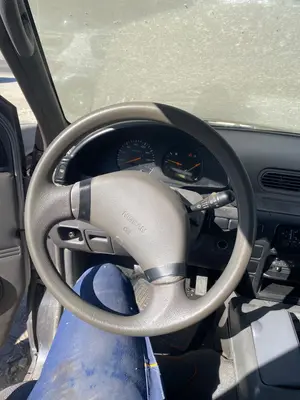 Foto de VOLANTE NISSAN SERENA (C23M) 2.3 Diesel (75 CV / 55 KW)