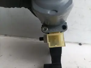 Foto de MOTOR ELEVALUNAS TRASERO IZQUIERDO AUDI A3 SEDÁN (8VM) referencia 0130822713 foto 4