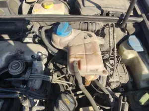 Foto de DEPOSITO EXPANSION AUDI A4 CABRIOLET (8H) 2.5 V6 24V TDI (163 CV / 120 KW) referencia 8E0121403C