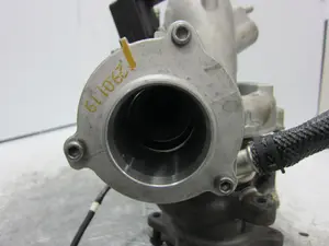 Foto de TURBOCOMPRESOR PORSCHE MACAN (95BA) referencia 06L145722T foto 2
