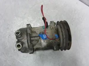 Foto de COMPRESOR AIRE ACONDICIONADO FIAT COUPE (175) referencia 7746258 foto 4