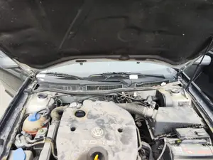 Foto de TORPEDO VOLKSWAGEN BORA BERLINA (1J2)(1998) 1.9 TDI (110 CV / 81 KW)