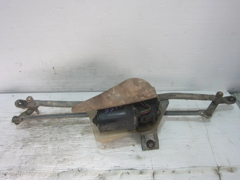 Foto de MOTOR LIMPIA DELANTERO SEAT IBIZA (6K1) 1.9 SDI (68 CV / 50 KW) referencia 6K1955313C
