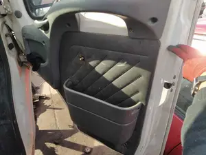 Foto de GUARNECIDO PUERTA DELANTERA DERECHA CITROEN JUMPER FURGÓN GRAN VOLUMEN 2.2 HDI CAT (101 CV / 74 KW) referencia 9331CE