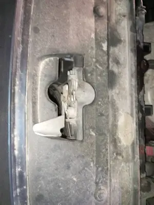 Foto de CERRADURA CAPO PEUGEOT 307 CC CABRIO-COUPÉ (S2)