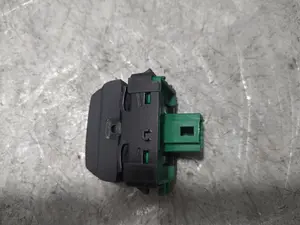 Foto de INTERRUPTOR RENAULT CLIO IV GRANDTOUR 0.9 Energy (90 CV / 66 KW) referencia 25134917R foto 3