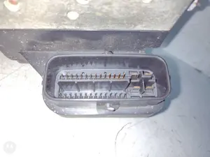 Foto de ABS LEXUS RX 300 (MCU35) 3.0 V6 CAT (204 CV / 150 KW) referencia 4454048060 foto 2