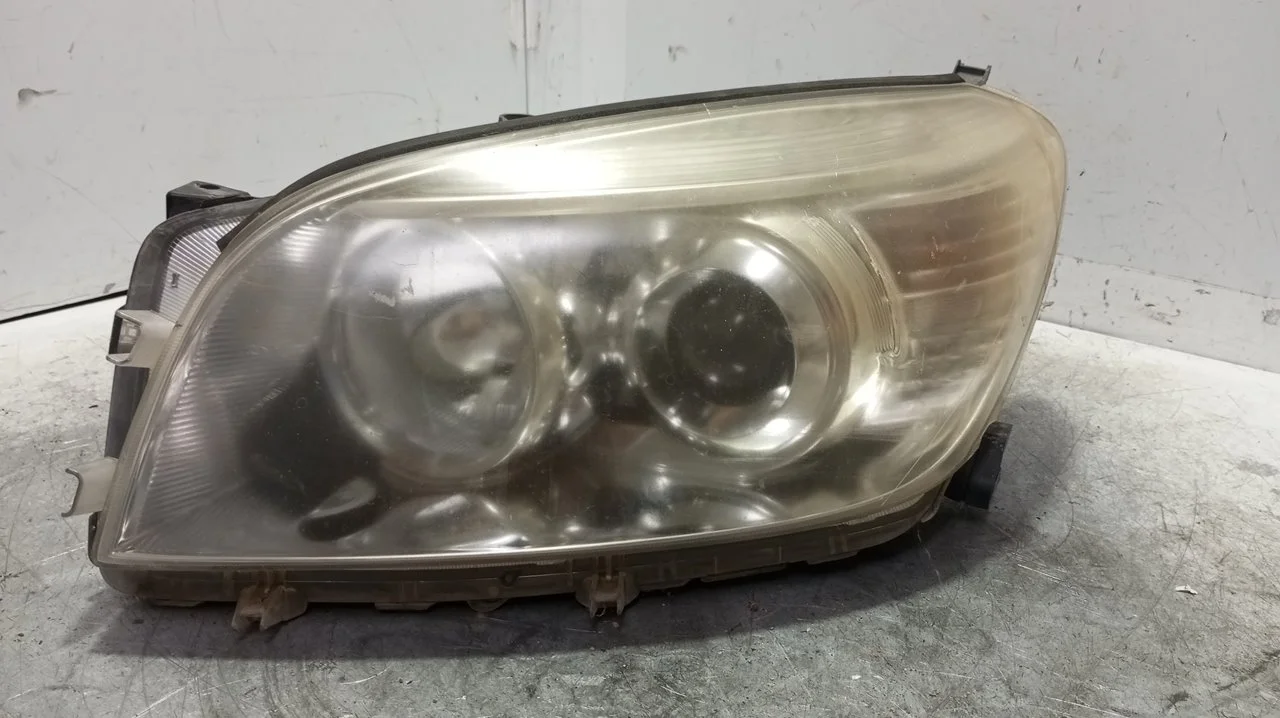 Foto de FARO IZQUIERDO TOYOTA RAV4 (A3) 2.2 Turbodiesel CAT (136 CV / 100 KW) referencia 8117042311