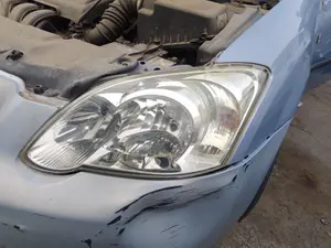 Foto de FARO IZQUIERDO TOYOTA COROLLA (E12) 1.4 16V CAT (97 CV / 71 KW)