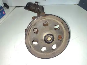 Foto de BOMBA DIRECCION FORD FOCUS BERLINA (CAK) 1.8 TDDI Turbodiesel CAT (90 CV / 66 KW) referencia HBDCT foto 5