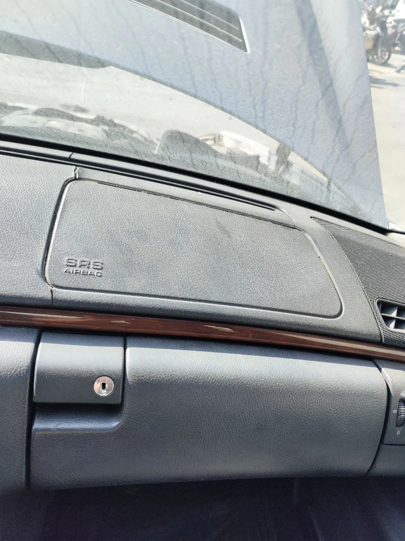 Foto de AIRBAG DELANTERO DERECHO MERCEDES-BENZ CLASE E (BM 210) BERLINA 2.2 CDI CAT (143 CV / 105 KW) referencia A2108600805