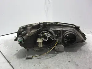 Foto de FARO IZQUIERDO OPEL ASTRA G BERLINA 1.7 16V DTI CAT (Y 17 DT / LR6) (75 CV / 55 KW) referencia 93175368 foto 10