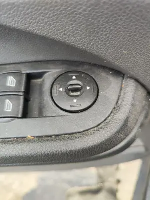 Foto de MANDO RETROVISOR FORD FOCUS C-MAX (CAP)(2003) 1.6 TDCi CAT (109 CV / 80 KW)
