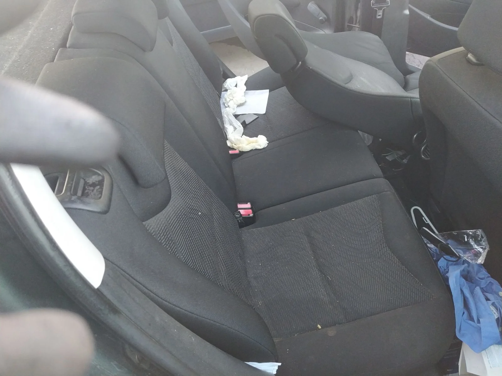 Foto de ASIENTOS TRASERO DERECHO PEUGEOT 308 1.6 16V HDi (90 CV / 66 KW)