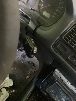 Foto de MANDO LIMPIA VOLKSWAGEN GOLF IV BERLINA (1J1)(10.1997) 1.9 TDI (101 CV / 74 KW)