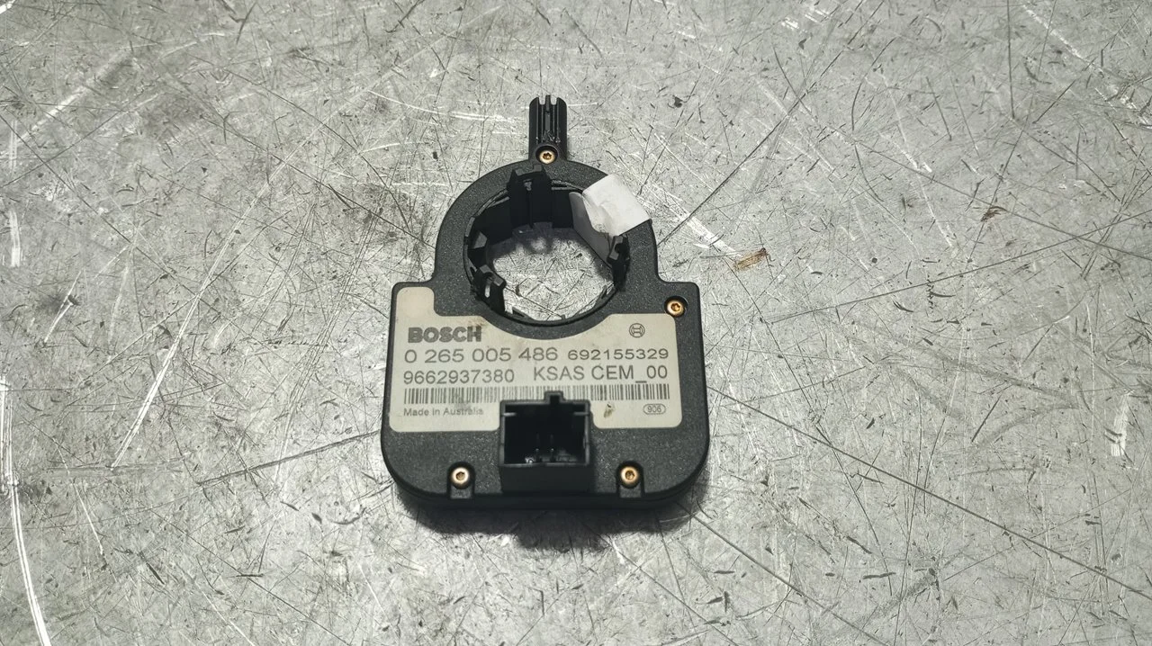 Foto de SENSOR ANGULO DE GIRO CITROEN C4 COUPE 1.6 HDi CAT (9HY / DV6TED4) (109 CV / 80 KW) referencia 9662937380
