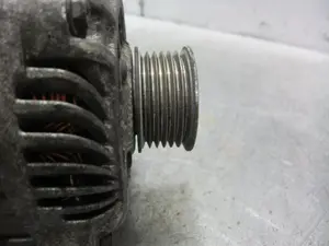 Foto de ALTERNADOR CITROEN C3 1.4 (73 CV / 54 KW) referencia 9666030280 foto 7