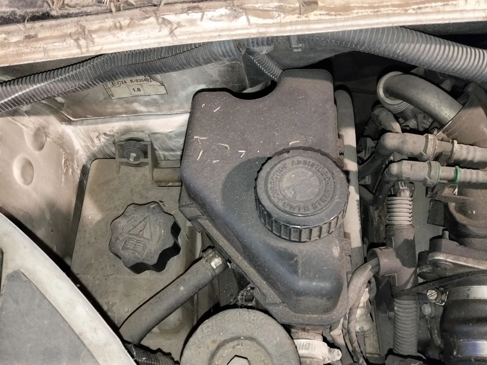 Foto de DEPOSITO ACEITE CITROEN XSARA PICASSO