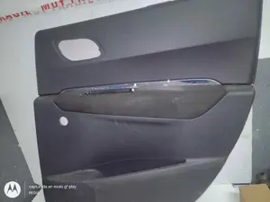 Foto de GUARNECIDO PUERTA TRASERA DERECHA PEUGEOT 3008 referencia 96830391ZE foto 3