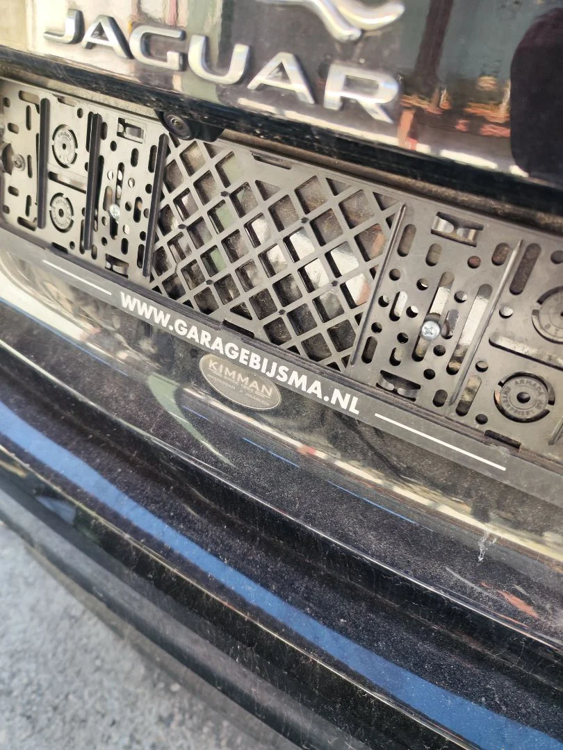 Foto de CERRADURA MALETERO / PORTON JAGUAR XE 2.0 Turbo CAT (200 CV / 147 KW)