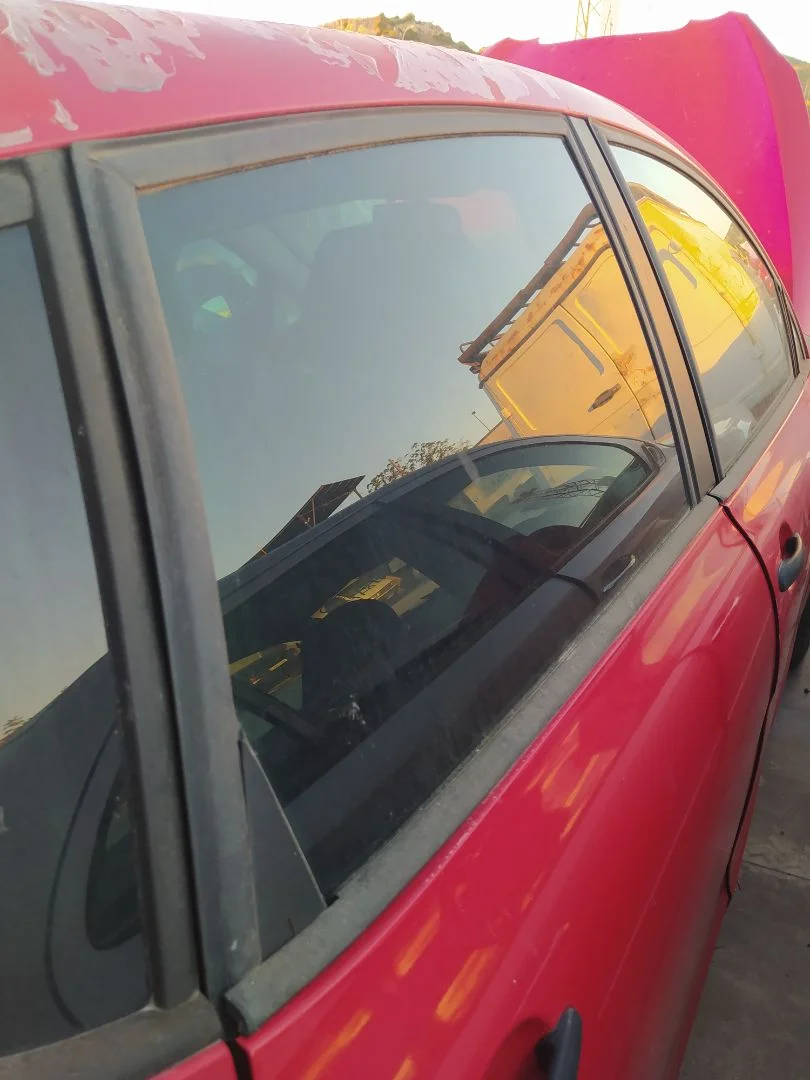 Foto de LUNA TRASERA DERECHA SEAT ALTEA (5P1) 1.6 (102 CV / 75 KW) referencia 5P0845026