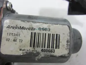 Foto de ELEVALUNAS DELANTERO IZQUIERDO NISSAN KUBISTAR (X76) 1.5 dCi Turbodiesel CAT (82 CV / 60 KW) referencia 400663 foto 4