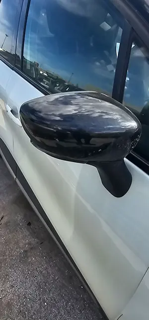 Foto de RETROVISOR DERECHO RENAULT CAPTUR I 1.5 dCi Diesel FAP (110 CV / 81 KW) foto 2