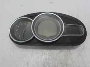 Foto de CUADRO INSTRUMENTOS RENAULT MEGANE III BERLINA 5P 1.2 TCE (132 CV / 97 KW) referencia A2C31196200