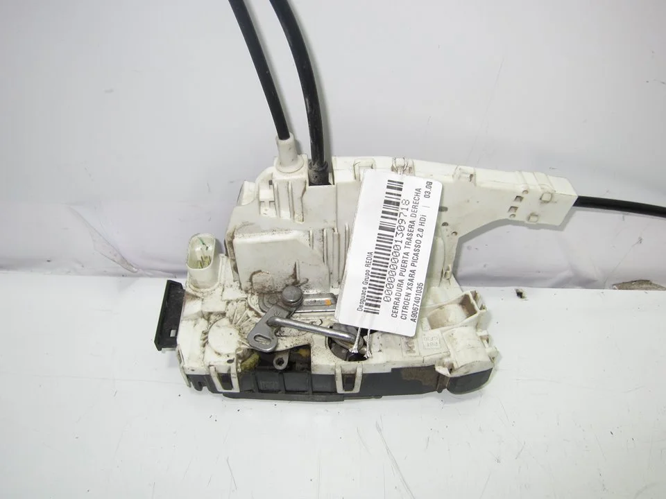 Foto de CERRADURA PUERTA TRASERA DERECHA CITROEN XSARA PICASSO 2.0 HDi CAT (RHY / DW10TD) (90 CV / 66 KW) referencia A9067401035