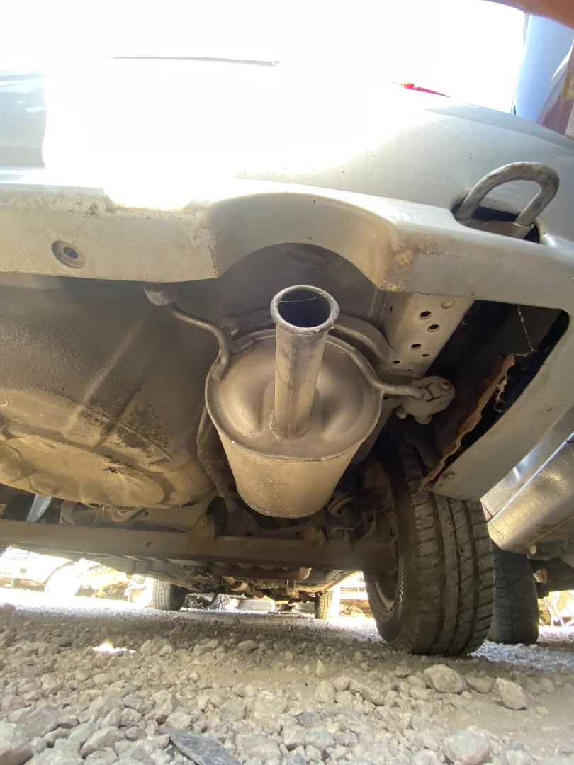 Foto de TUBO ESCAPE TRASERO NISSAN ALMERA (N15) 2.0 Diesel (75 CV / 55 KW)