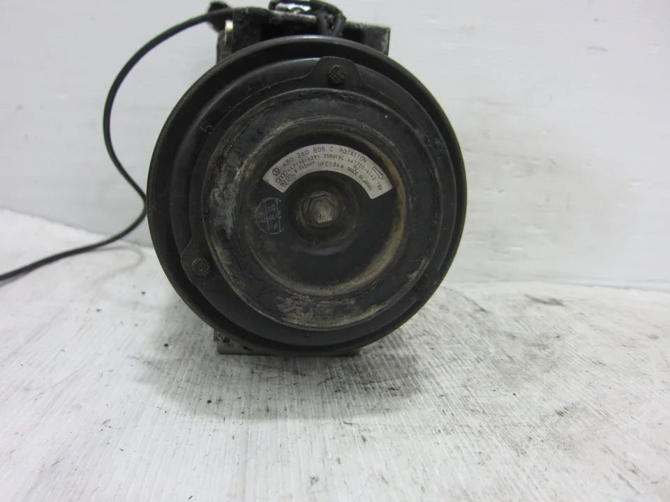 Foto de COMPRESOR AIRE ACONDICIONADO AUDI A6 AVANT (4B5) referencia 4B0260805C