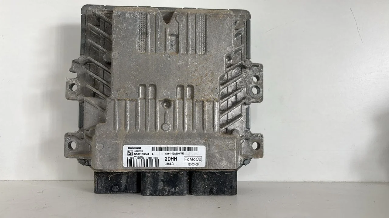 Foto de CENTRALITA MOTOR UCE FORD C-MAX (CB7) referencia S180133044
