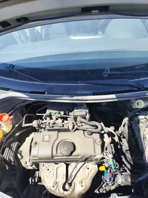 Foto de BRAZO LIMPIA DELANTERO DERECHO PEUGEOT 207 1.4  (73 CV / 54 KW) referencia 6429AN