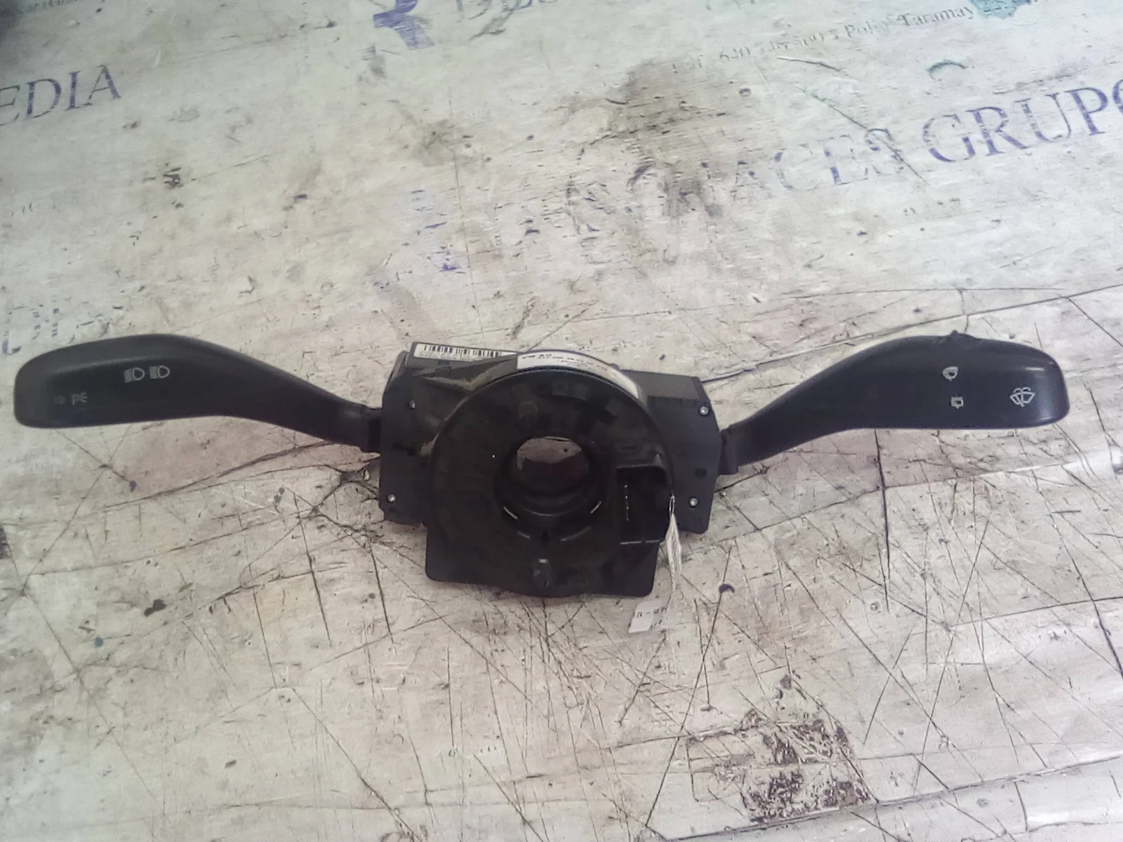Foto de MANDO MULTIFUNCION SEAT IBIZA (6L1) referencia 6Q0953503CE