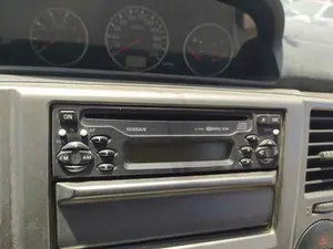 Foto de SISTEMA AUDIO / RADIO CD NISSAN X-TRAIL (T30) 2.2 16V Turbodiesel CAT (114 CV / 84 KW) referencia 281844M560
