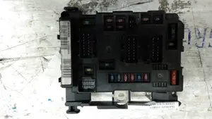 Foto de CAJA RELES / FUSIBLES CITROEN C5 BERLINA 2.0 16V CAT (RFN / EW10J4) (136 CV / 100 KW) referencia 9641257980