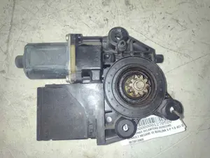 Foto de ELEVALUNAS DELANTERO DERECHO RENAULT MEGANE III BERLINA 5P referencia 807301396R foto 3