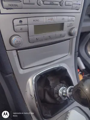 Foto de CENICERO FORD S-MAX (CA1) 2.0 TDCi CAT (140 CV / 103 KW) foto 2