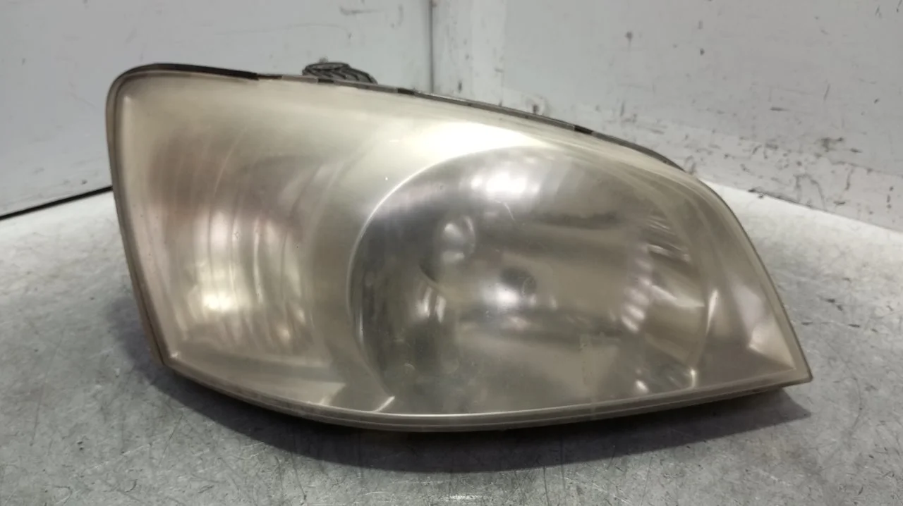 Foto de FARO DERECHO HYUNDAI GETZ (TB) 1.1 12V CAT (63 CV / 46 KW) referencia 921021CXXX