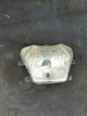 Foto de FARO DELANTERO KYMCO AGILITY 50/125 referencia 80000T430007