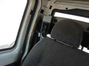 Foto de CINTURON SEGURIDAD TRASERO DERECHO FORD TRANSIT CAJA ABIERTA (FY) 2.4 TDE CAT (125 CV / 92 KW)