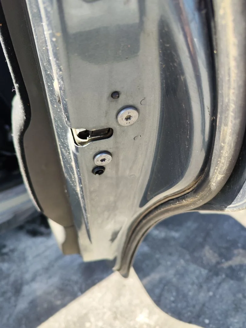 Foto de CERRADURA PUERTA TRASERA DERECHA CITROEN GRAND C4 PICASSO 1.6 16V HDi FAP (109 CV / 80 KW)
