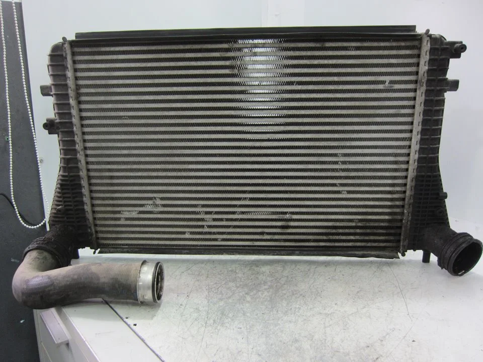 Foto de INTERCOOLER SEAT ALTEA XL (5P5) 1.9 TDI (105 CV / 77 KW) referencia 1K0121345M