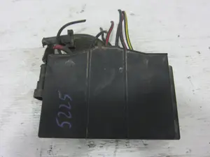 Foto de CAJA RELES / FUSIBLES OPEL ASTRA G COUPE 1.8 16V (125 CV / 92 KW) referencia 90589541 foto 6